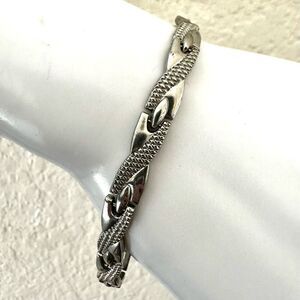 Silver tone link bracelet